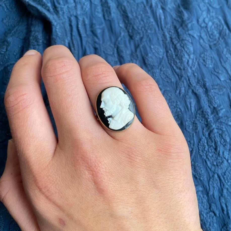 Antique Victorian 14k Hardstone Cameo Shakespeare Ring