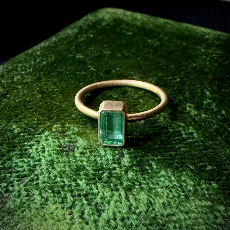 Gabriella Kiss 18k Columbian Emerald Ring - .91ct