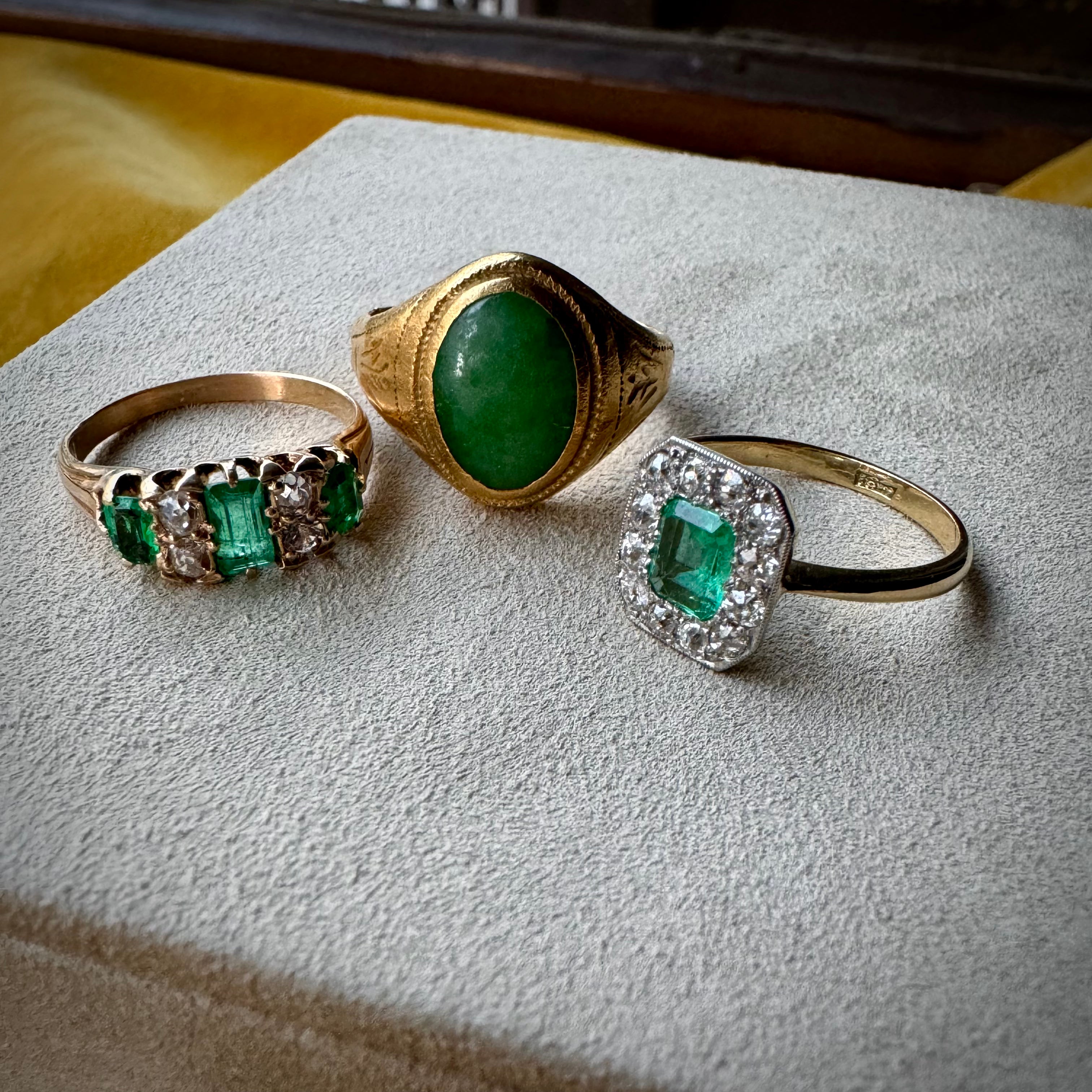 Antique Edwardian 18k Diamond & Emerald Ring