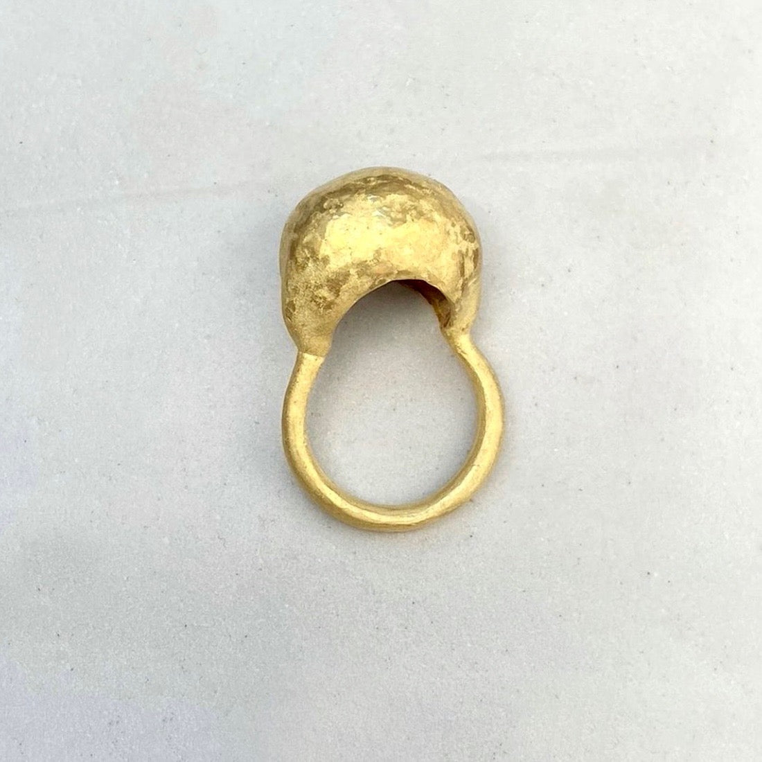 Christina Odegard 18k Épaisse Rough 111 Ring